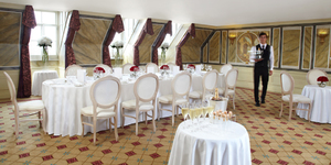 claridges-hotel-seminaire-united-kingdom-table-dinnert
