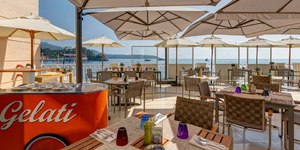 monte-carlo-bay-hotel-a-resort-restaurant-7