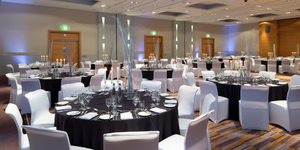 radisson-blu-hotel-stansted-londres-united-kingdom-meeting-hotel-salle-banquet